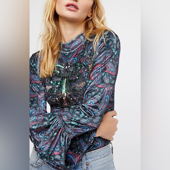 Free People Tops - Free People We The Free L'Amour Velvet Bell Sleeve Top Mock Neck Size Small